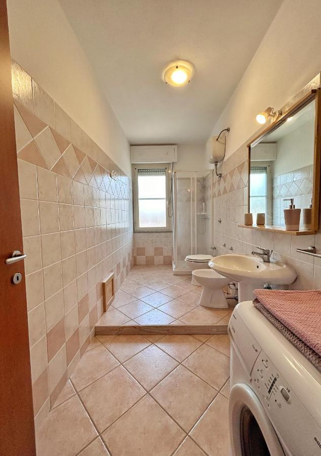 Zefiro Apartment Cabras Exterior photo